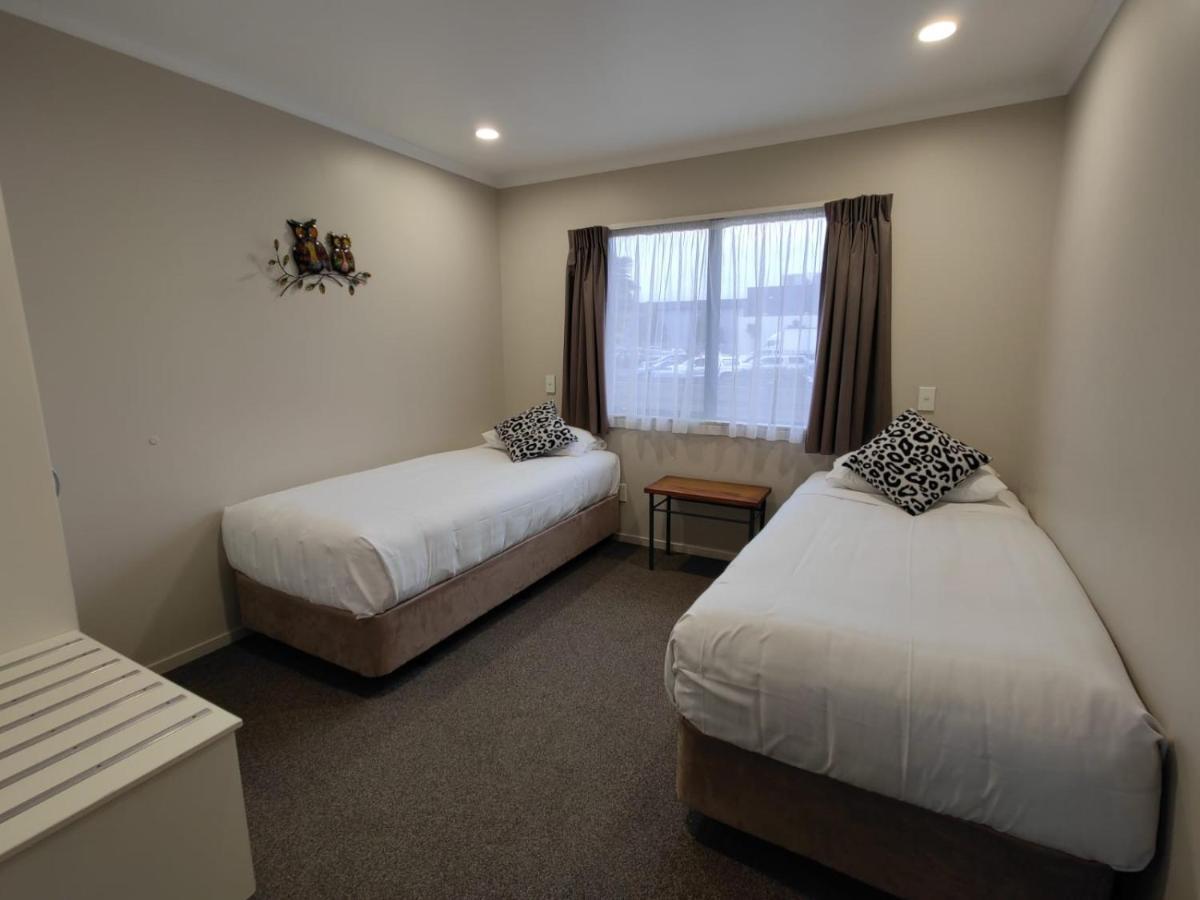 تا أواموتو Asure Albert Park Motor Lodge المظهر الخارجي الصورة