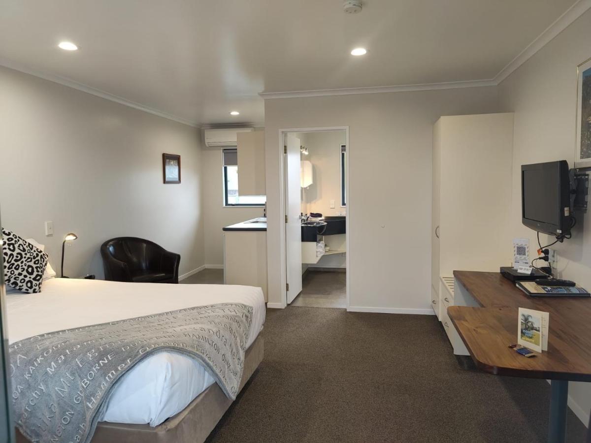 تا أواموتو Asure Albert Park Motor Lodge المظهر الخارجي الصورة