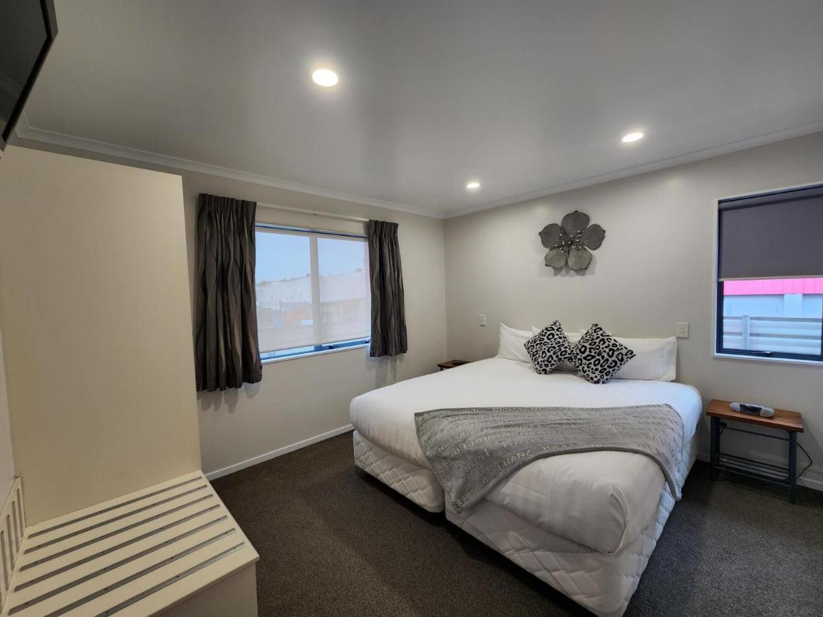 تا أواموتو Asure Albert Park Motor Lodge المظهر الخارجي الصورة