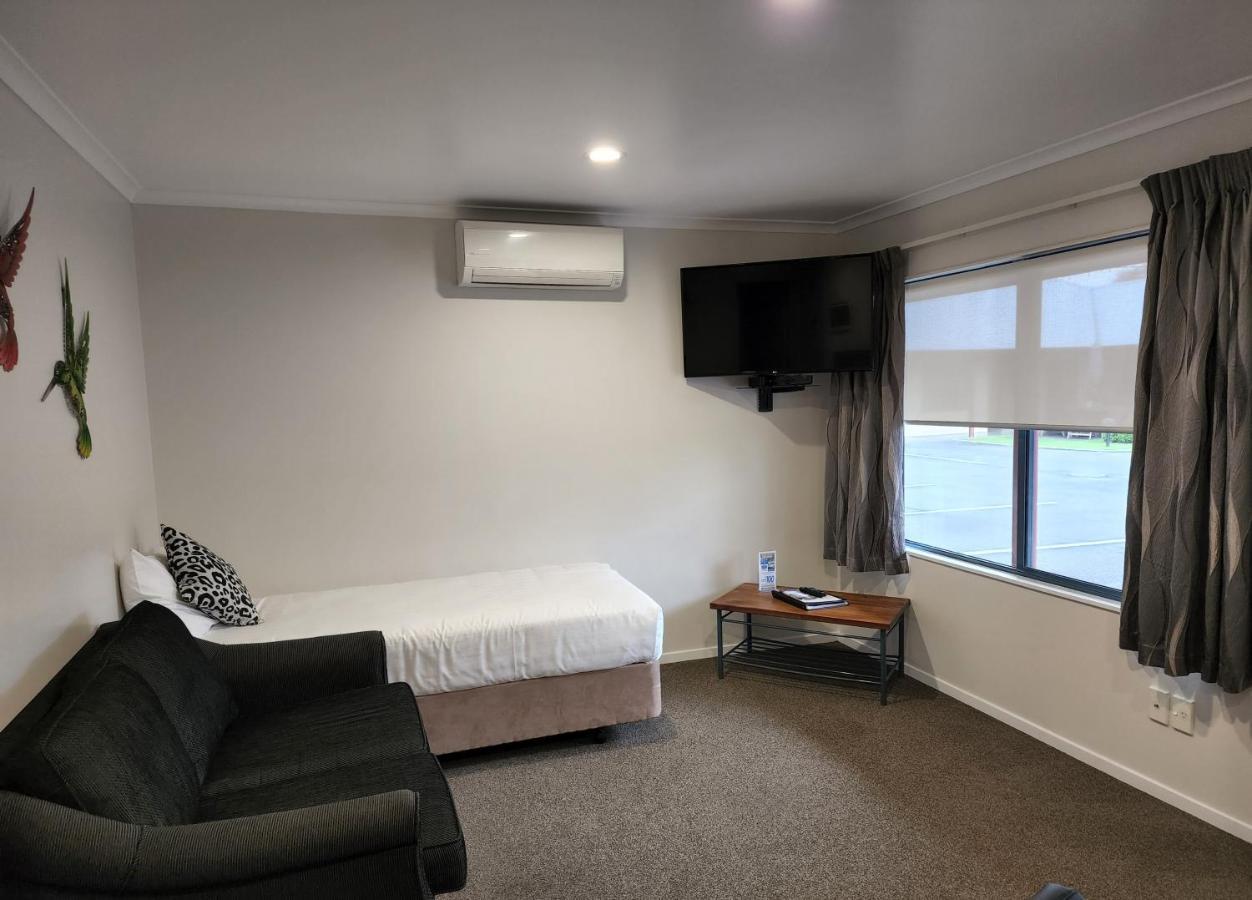 تا أواموتو Asure Albert Park Motor Lodge المظهر الخارجي الصورة