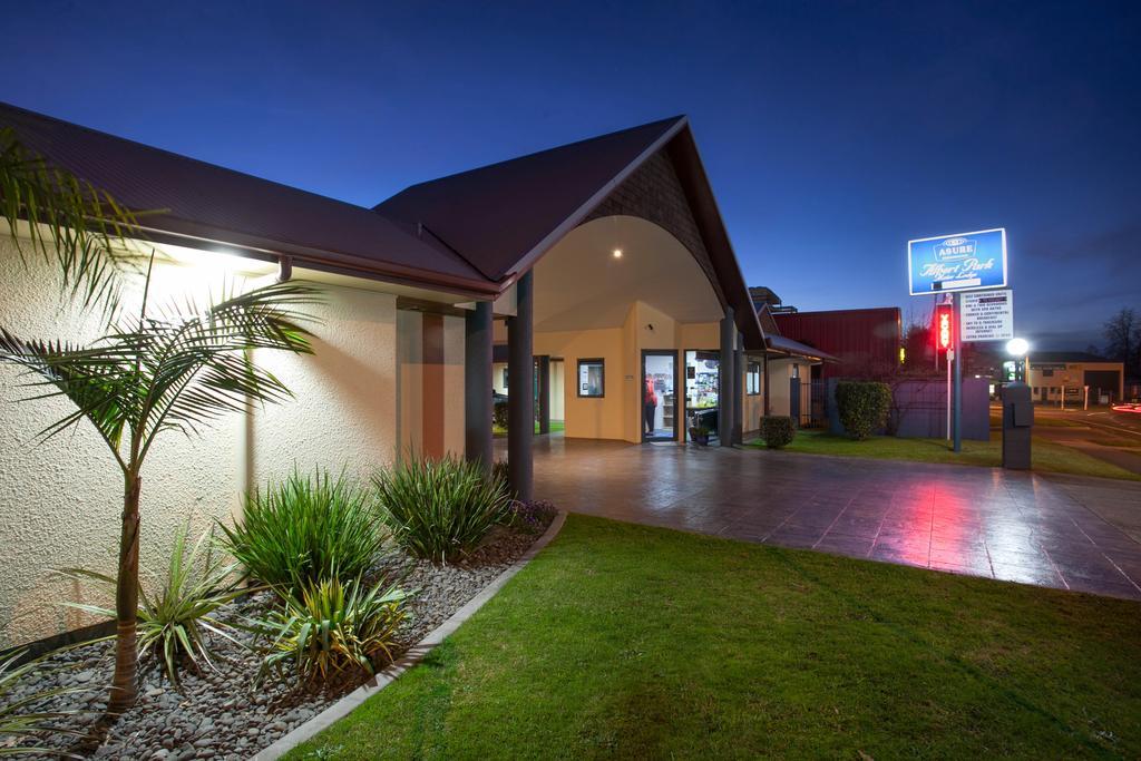 تا أواموتو Asure Albert Park Motor Lodge المظهر الخارجي الصورة