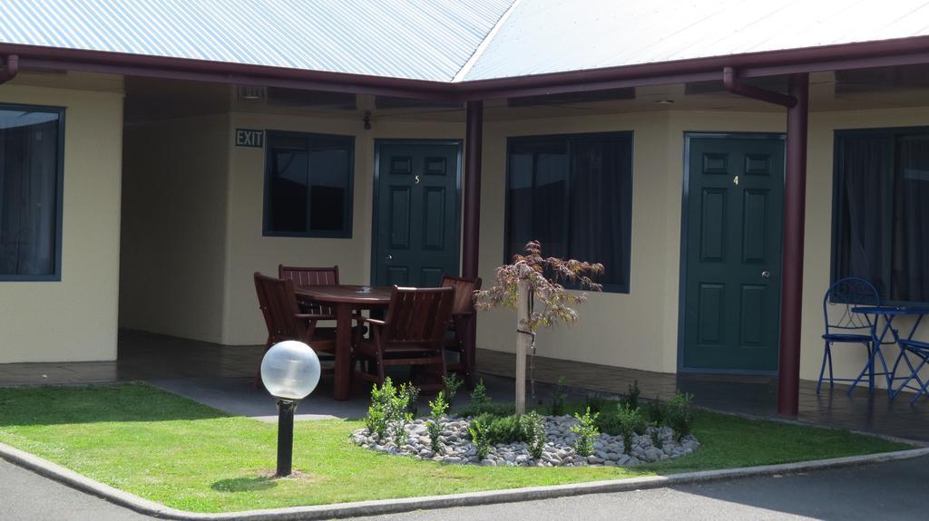تا أواموتو Asure Albert Park Motor Lodge المظهر الخارجي الصورة